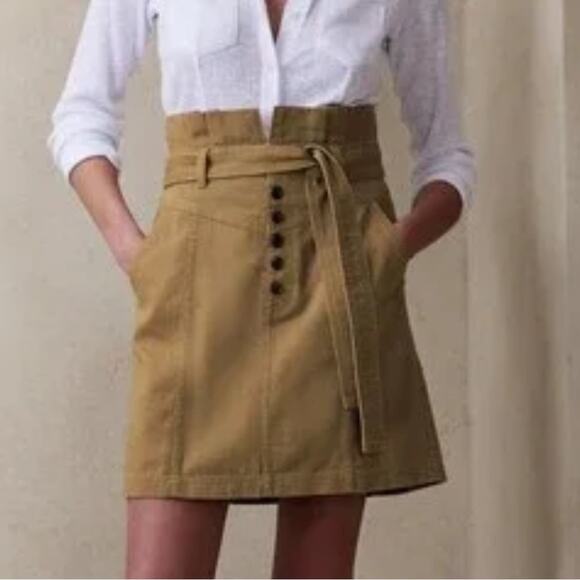 Banana Republic Dresses & Skirts - Banana Republic Skirt Paperbag Twill Khaki- size 6